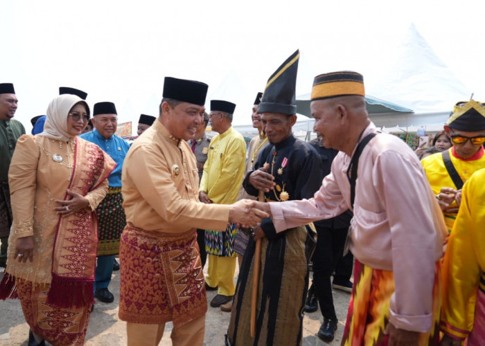 Gubernur Kalbar Ria Norsan Hadiri Robo-Robo Mempawah, Dorong Budaya Jadi Penggerak Ekonomi