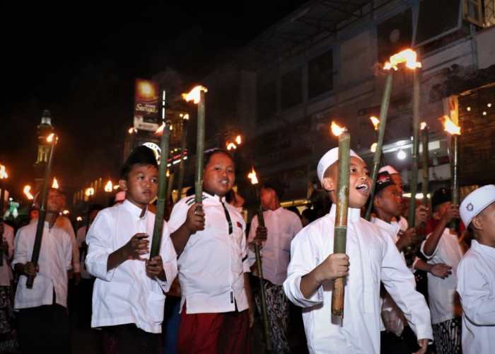 Kota Singkawang Gelar Pawai Obor 26 Februari Menjelang Bulan Ramadhan, Berikut Waktu dan Rutenya!