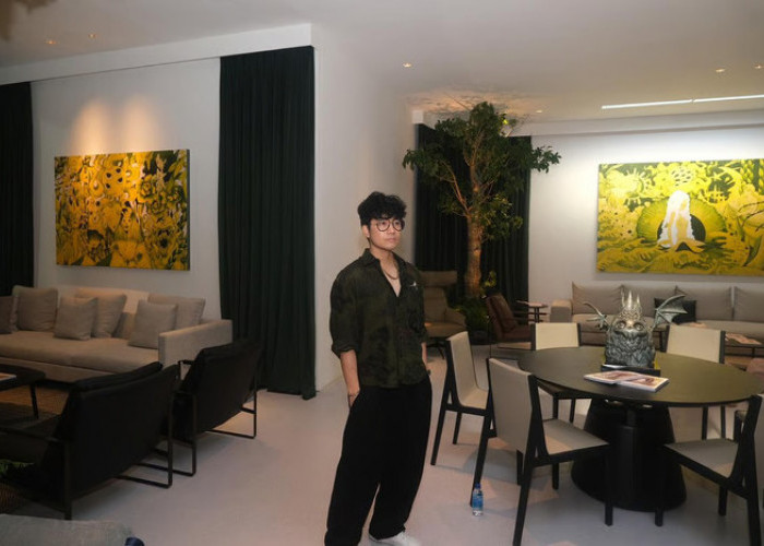 Jejak Atreyu Moniaga di Art Jakarta 2025: Sebuah Perayaan Refleksi dan Regenerasi Seni