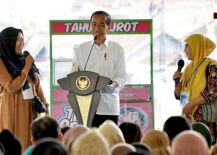 Jokowi dan Iriana Sambut Kreativitas Pengusaha Wonogiri di Acara PNM Mekaar
