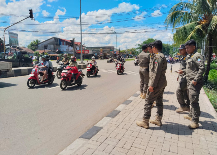 Satpol PP Pontianak Intensifkan Patroli di Simpang Traffic Light, Tertibkan Anak Jalanan dan Pengemis