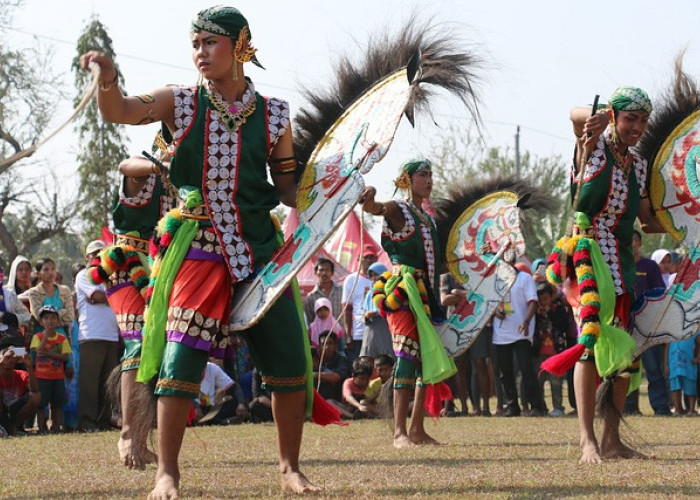 Mengarungi Kekayaan Budaya Indonesia, Pesona Wisata Budaya yang Tak Terlupakan