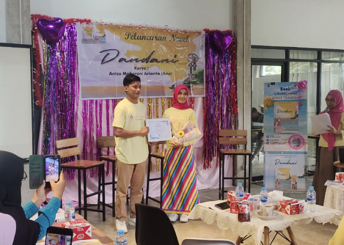 Launching Novel Perdana ‘Dandani’, Anisa Maharani Arianto Jadi Inspirasi Generasi Muda