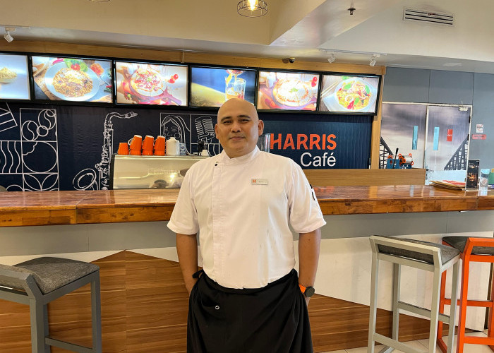 Mengenal Chef Sule: Dibalik Menyalanya Dapur Harris Hotel Pontianak