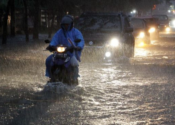 Tips Menghadapi Banjir Akibat ROB dan Musim Hujan di Pontianak