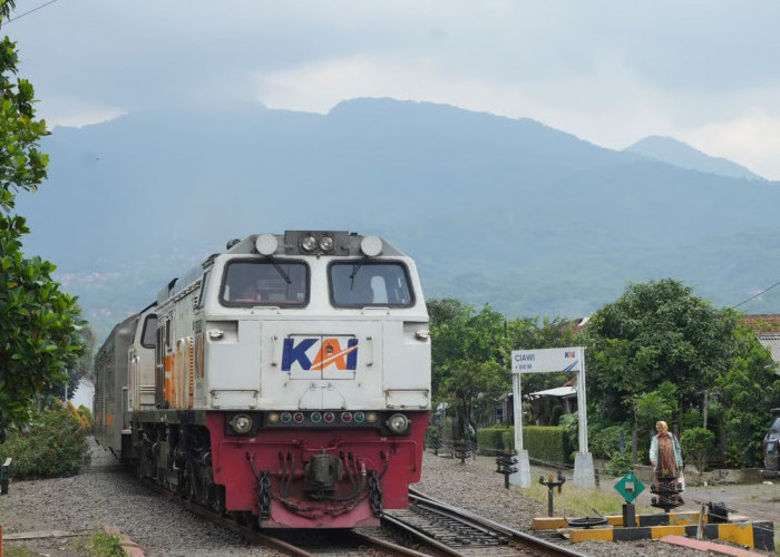Sejumlah KA Dialihkan Melewati wilayah Daop 2 Bandung Imbas Gangguan Perjalanan KA di Stasiun Bumiayu