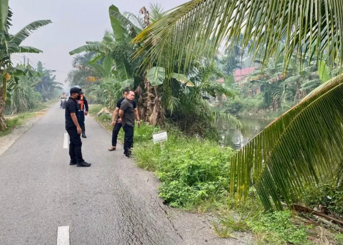 Jalan Punggur-Parit Sarim Bergeser, Bupati Kubu Raya Minta Pengawasan Truk ODOL Diperketat
