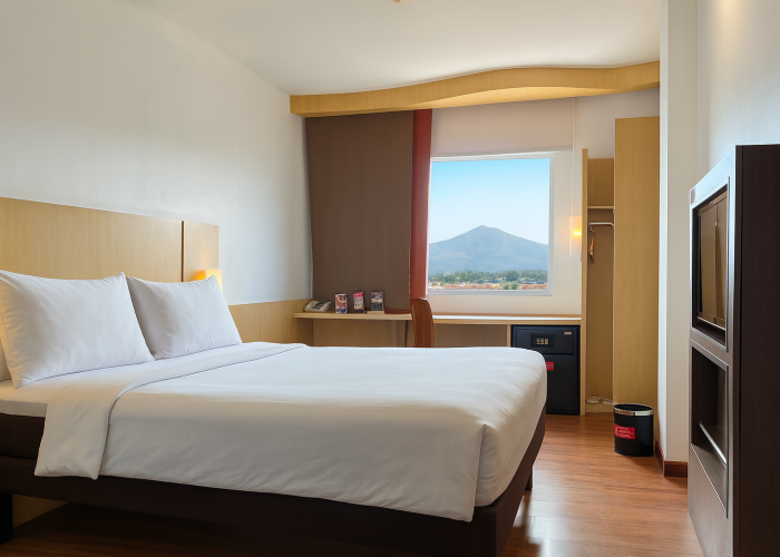 ibis Bandung Pasteur Hadirkan “Bandung Mountain Gateway Package” Staycation Nyaman dengan Pemandangan Gunung