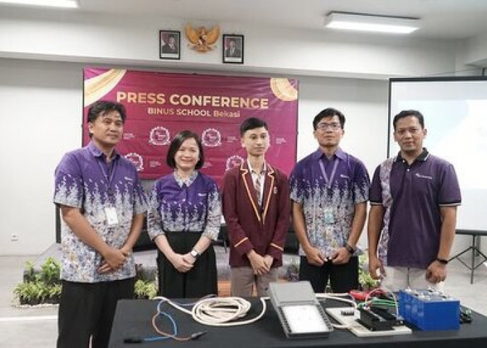 Dorong Penurunan Emisi, Siswa BINUS SCHOOL Bekasi Hadirkan Lampu Tenaga Surya di Bekasi