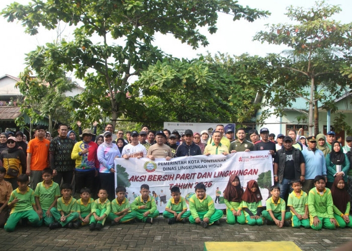 Gotong Royong di Pontianak Tenggara, Wawako Bahasan Ajak Warga Jaga Drainase
