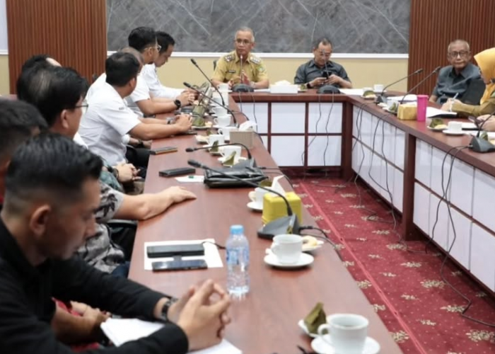 Pemkot Singkawang Lakukan Rapat Koordinasi Terkait Distribusi Gas LPG 3 Kg