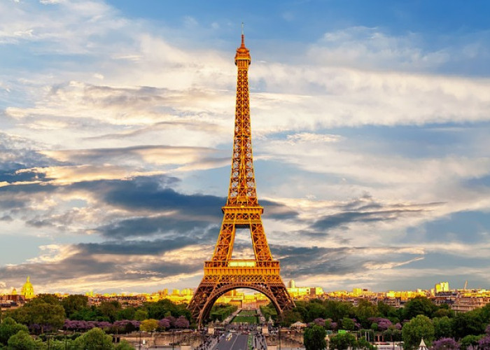 Menara Eiffel Ditutup karena Pemogokan, Pengunjung Kecewa dan Merasa Terganggu