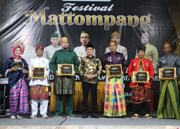 Festival Mattompang Pontianak Perkuat Pelestarian Budaya Bugis