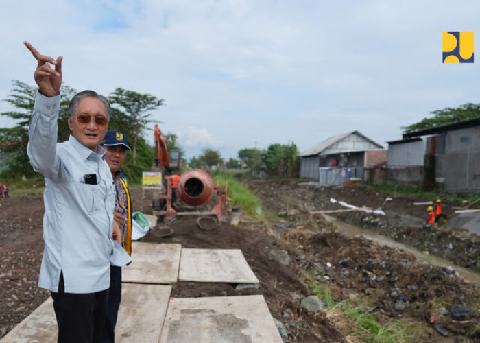 Amankan Pasokan Air Pertanian, Kementrian Pekerjaan Umum Kembalikan Fungsi Irigasi Cikeusik di Cirebon dan Kun