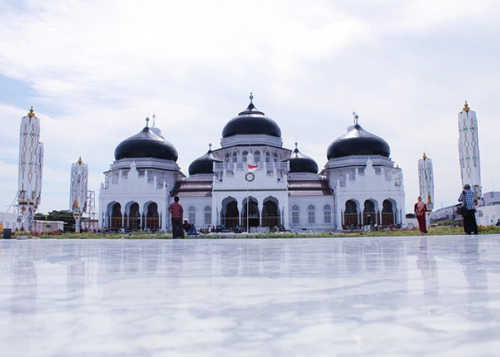 Pesona Aceh, Menjelajahi Keindahan Tempat Wisata yang Menakjubkan