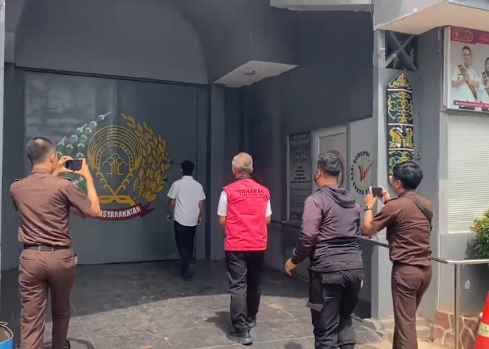 Mantan Pj Walikota Singkawang jadi Tersangka Kasus Korupsi HPL Pasir Panjang