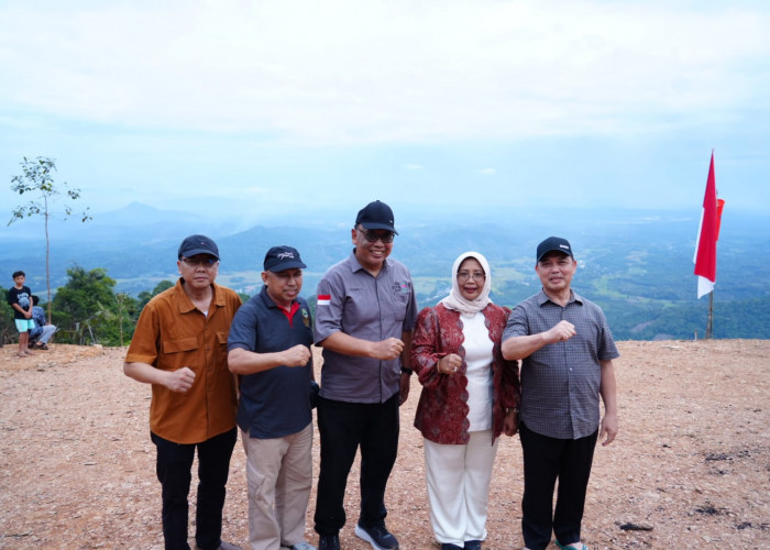 Kunjungi Bukit Raya Sambora, Gubernur Kalbar Dorong Destinasi Wisata Baru Mempawah