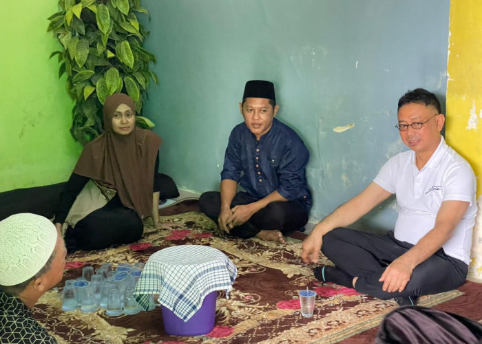 Wali Kota Pontianak Takziah ke Rumah Korban Kecelakaan Tronton di Jalan Yos Sudarso