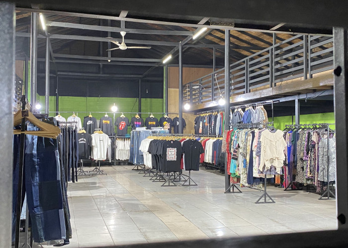 Bazar Thrift Insix Production Pontianak: Solusi Baju Lebaran Branded Mulai Rp50 Ribu