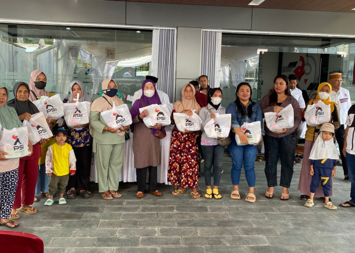 PSI Kalbar Gelar Aksi Berbagi Sembako dan Takjil di Pontianak Selama Ramadan 2026