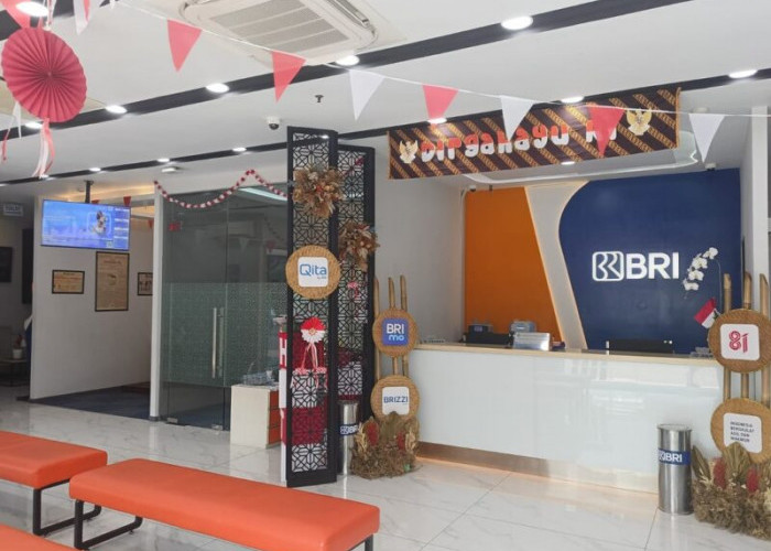 Sambut HUT ke-81 RI, BRI BO Mangga Dua Semarakkan Kantor dengan Nuansa Merah Putih