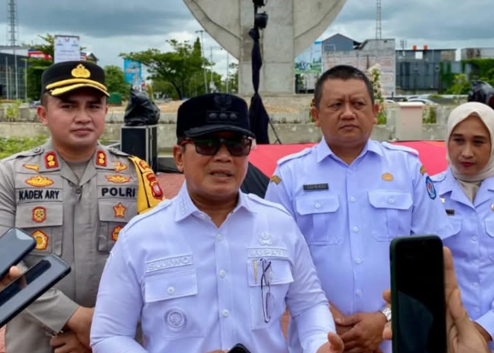 Aksi Sosial Warnai Malam Tahun Baru 2026 di Bundaran Gaforaya Kubu Raya