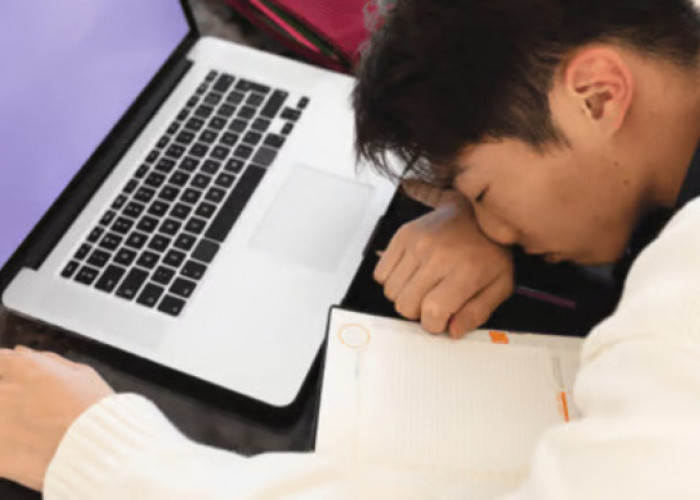 Risiko Digital Fatigue dan Cara Menguranginya