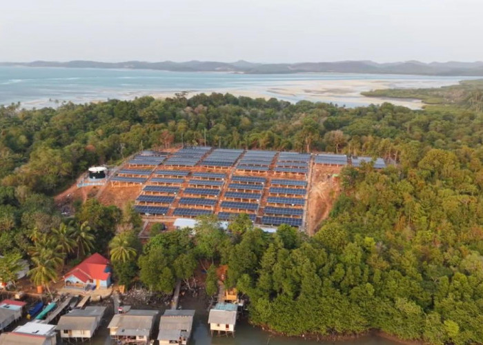 Di hadapan Presiden RI, Pertamina NRE Pamerkan PLTS Pulau Sembur Dukung Program PLTS 100 GWp