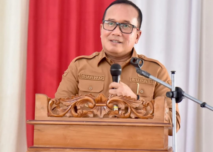 Bupati Kubu Raya Pastikan Jalan Poros Sungai Kakap Rampung Tahun 2026