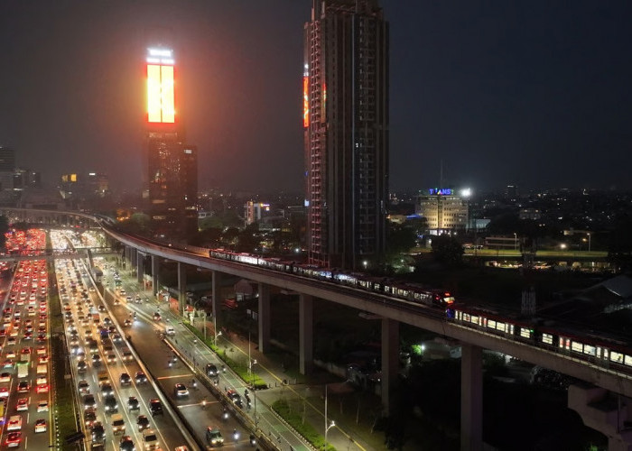 LRT Jabodebek Perpanjang Layanan hingga Tengah Malam pada 17 Agustus