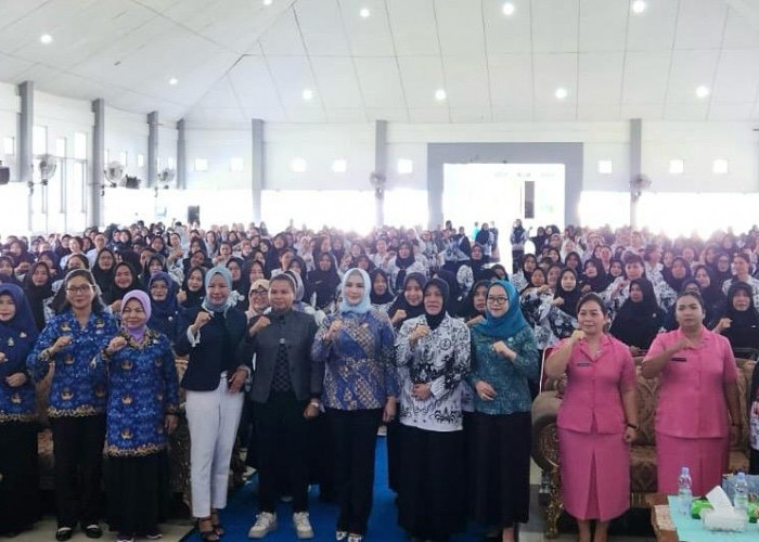 Dihadiri Ribuan Guru, Raisya Buka Seminar Public Speaking Perempuan