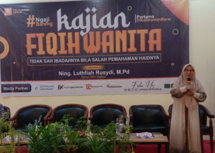 Pertama Kali di Kalimantan Barat, Kajian Fiqih Wanita Dipadati Muslimah Penjuru Kota