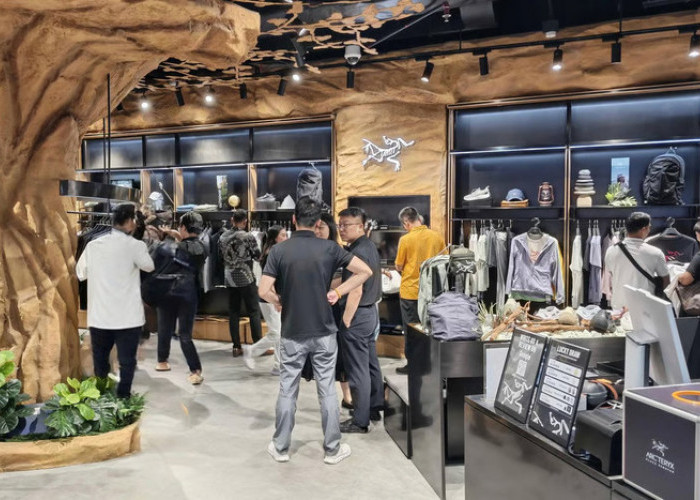 Arcteryx Indonesia Beri Panduan Memilih Warna Apparel Outdoor untuk Tampilan Stylish