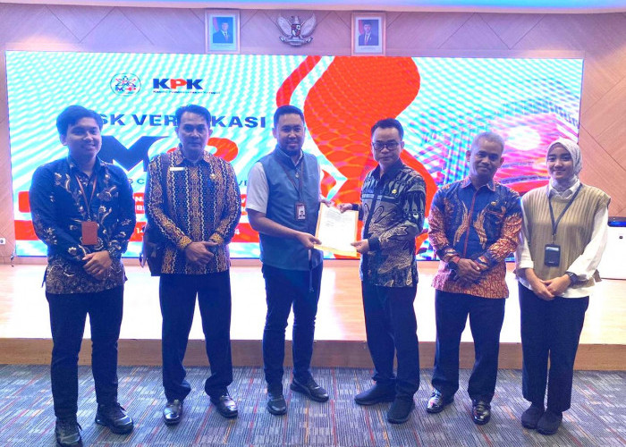 Melawi Terbaik se-Kalbar dan Peringkat 6 Nasional MCP KPK 2024