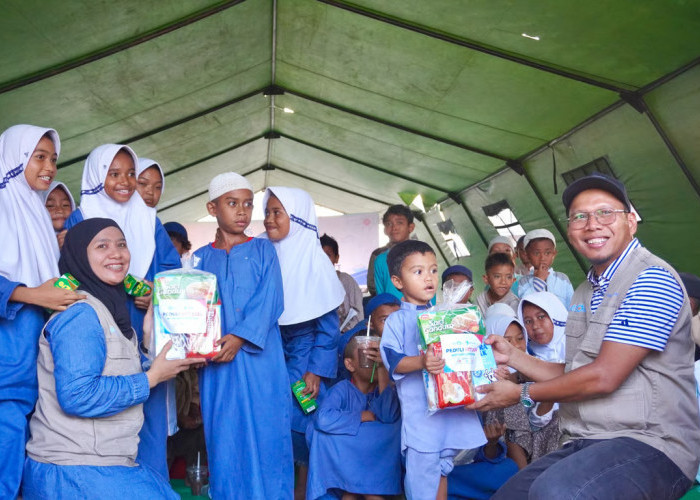 PT Etos Kreatif Indonesia dan Yayasan Rintisan Amal Bunda Turun Langsung ke NTT