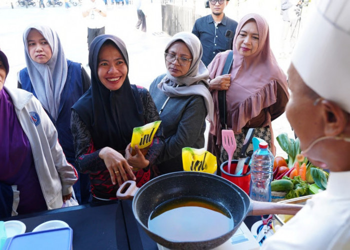 Holding Perkebunan Nusantara Perluas Akses Minyak Goreng Terjangkau, 600 Kemasan Ludes dalam Sejam di Bazar PT