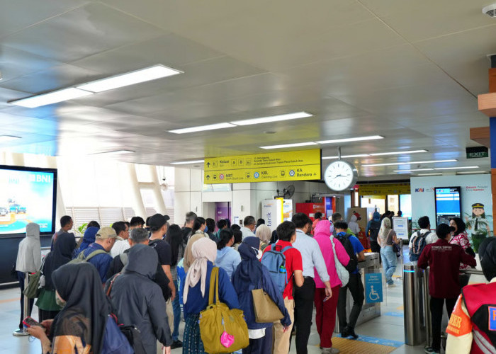 Tingkatkan Kenyamanan Pengguna, LRT Jabodetabek Lakukan Uji Coba tambah Frekuensi Perjalanan di Jam Sibuk Pagi