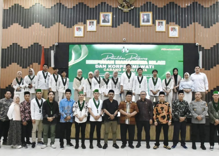 Pelantikan HMI Kubu Raya, Wakil Bupati Sukiryanto Tekankan Sinergi Mahasiswa dan Pemerintah