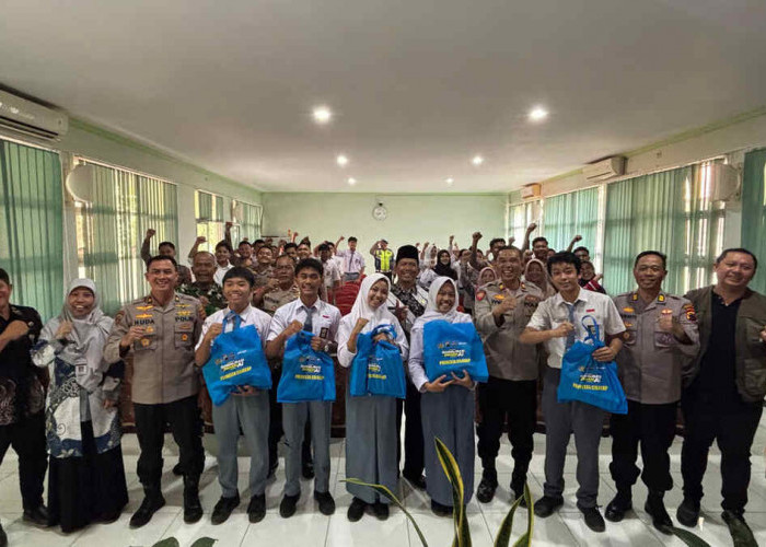 Polresta Cilacap Bekali Pelajar SMAN 1 Kroya Cegah Hoaks AI