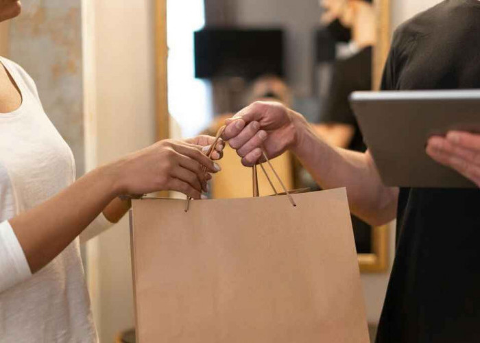 Biaya Makan dan Jajan Saat Traveling yang Sering Diremehkan