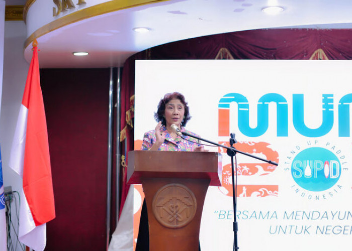 Ibu Susi Pudjiastuti sebagai ketua umum stand up paddle indonesia periode 2025 - 2028