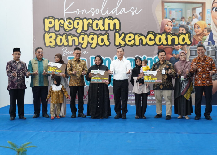 Menteri Wihaji Dorong Penguatan Peran Tim Pendamping Keluarga di Pontianak