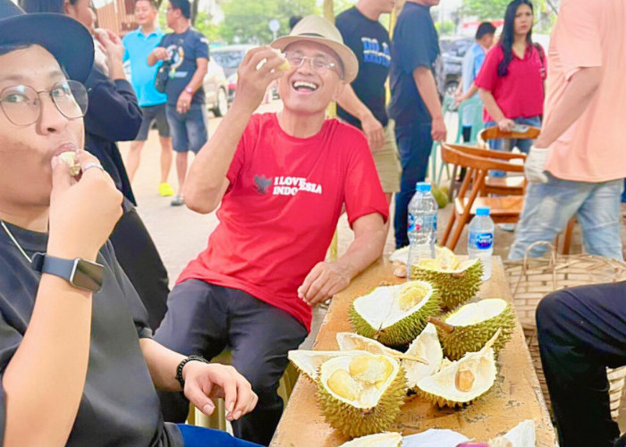 Gencarkan Penggunaan QRIS, BI Sasar UMKM Buah Lokal Durian Jemongko