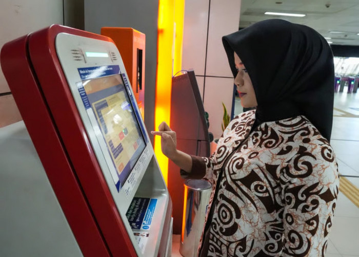 KAI Tambah Vending Machine untuk Isi Ulang KMT Secara Mandiri