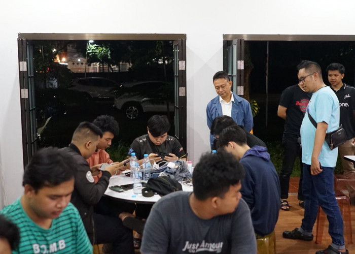 Esports Pontianak Menyala bersama Edi Kamtono