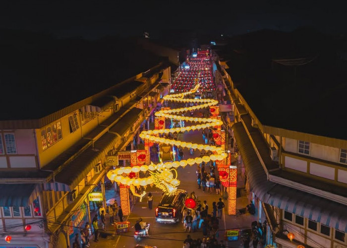 Persiapan Imlek dan Cap Go Meh Singkawang 2025: Replika Ular Raksasa, Ribuan Tatung, dan Pawai Lampion