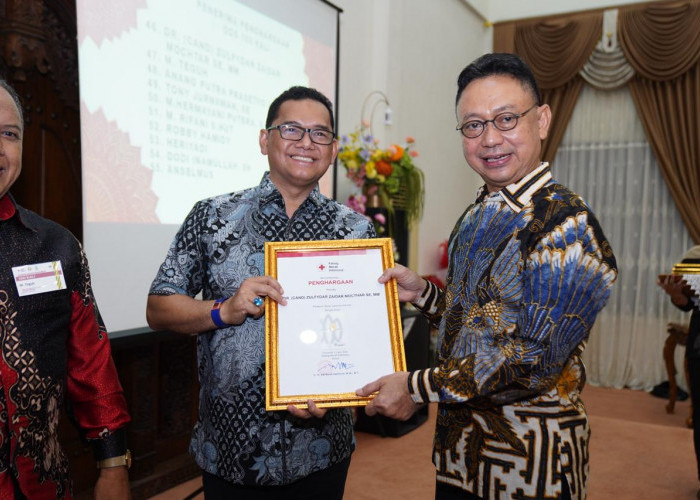 63 Pahlawan Kemanusiaan Terima Penghargaan dari PMI Pontianak