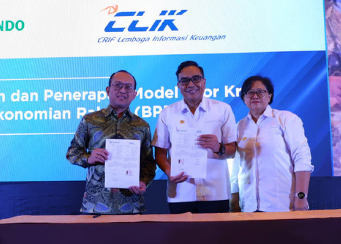 PT CRIF Lembaga Informasi Keuangan (CLIK) dan Perbarindo Tanda Tangani MoU