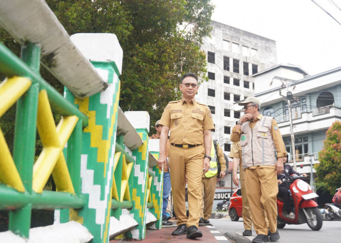 Pembangunan Trotoar Teuku Umar Berlanjut hingga HOS Cokroaminoto, Wako Edi: Target Rampung Desember Tahun Ini