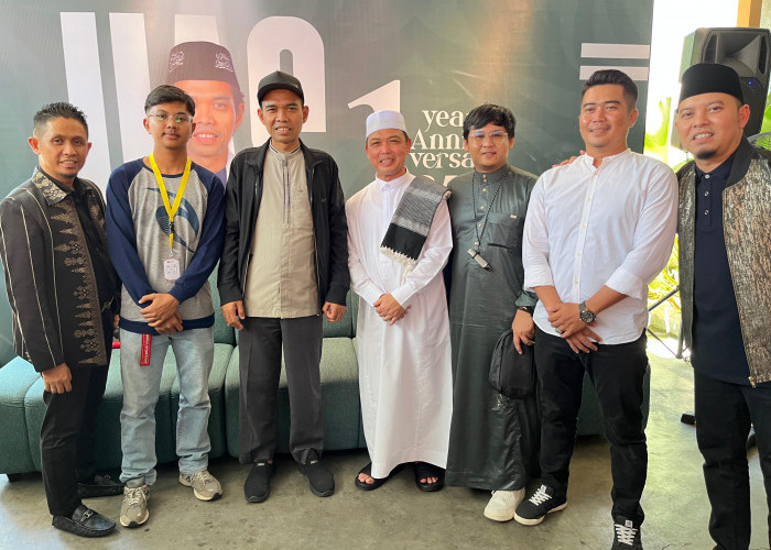 Saujana Pontianak Rayakan Ulang Tahun Pertama, UAS Sampaikan Kisah Buya Hamka